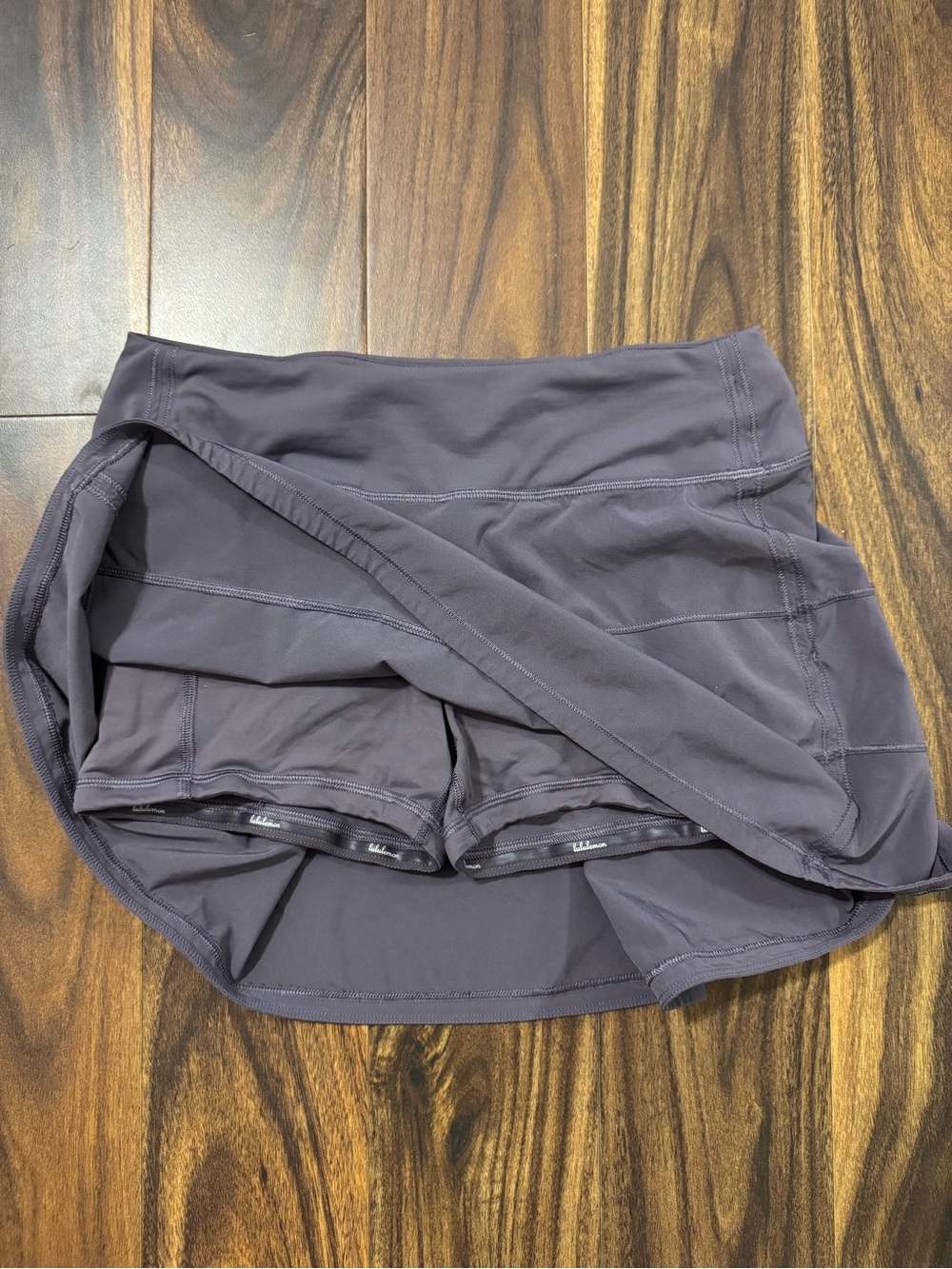 Lululemon Pace Rival Skirt in Graphite - Picture 2 of 5